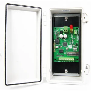 MCR91508SSE - 8 channel positive switching receiver in a case.